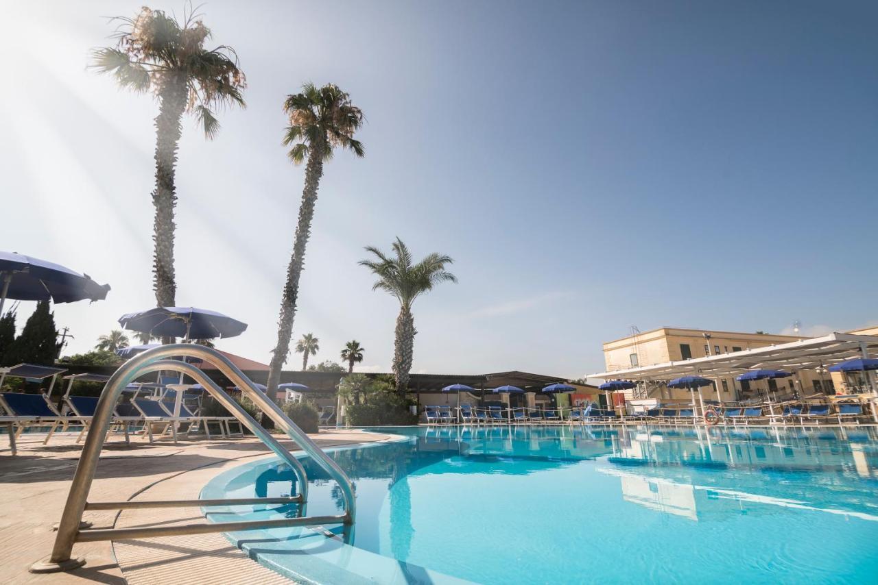 Delfino Beach Hotel Marsala Exterior foto